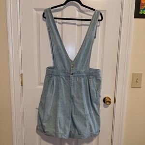 Dakota Women's Cuffed Light Denim Short Overall Size 18